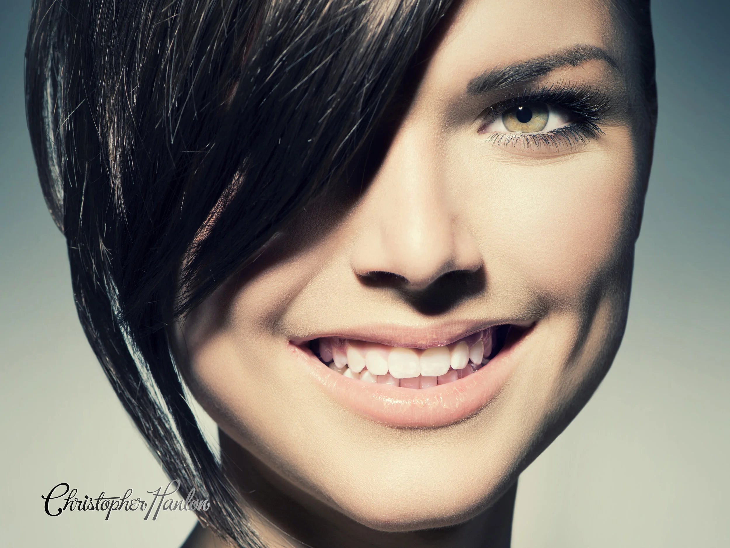 Schritt 3  UV POLYVITAMIN GESICHTSFEUCHTIGKEIT ANTI ÂGE  Hautunreinheiten + Akne